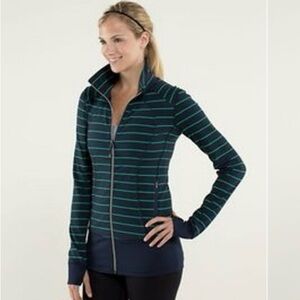 Lululemon Asana Jacket Slalom Stripe Inkwell
Womens Full Zip Jacket Size 8